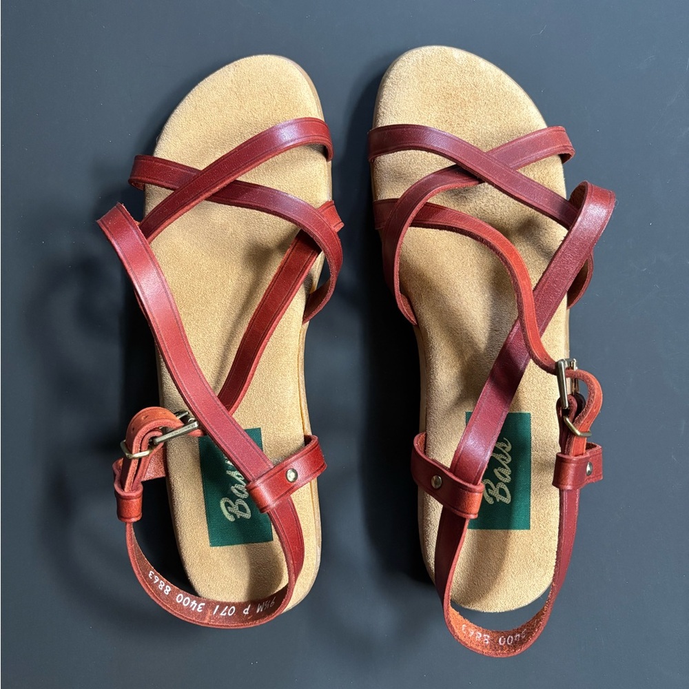 Vintage Bass Women's Red Strappy Sandals 9 New Without Box